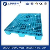 מתלים משטחי פלסטיק עמידים